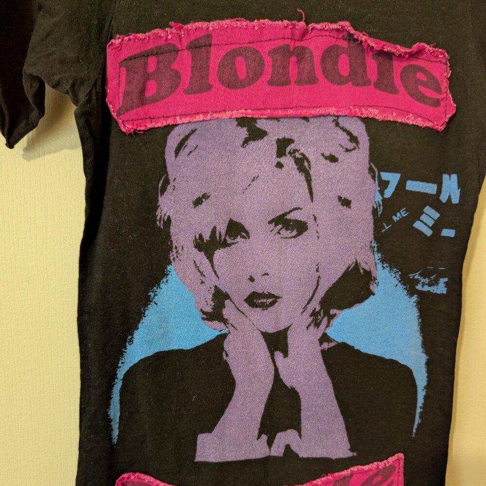 Vintage Blondie 'Call Me' Graphic T-Shirt - Unique Find (2010)